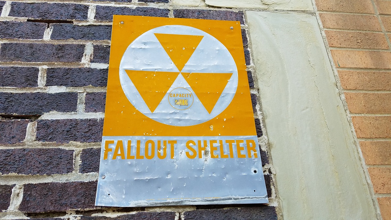 fallout-shelter-2835496_1280